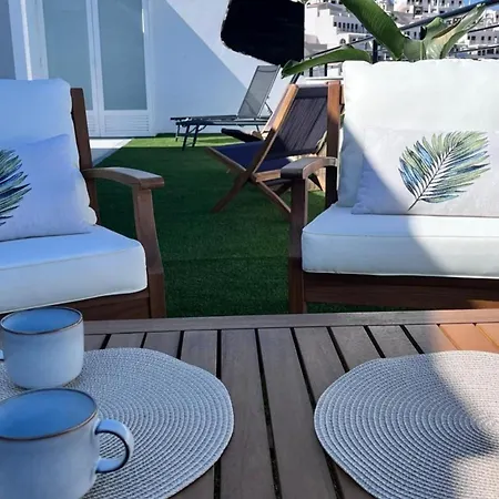 Апартаменты Superb Penthouse Swimming Pools Equipped Solarium Panoramic View *